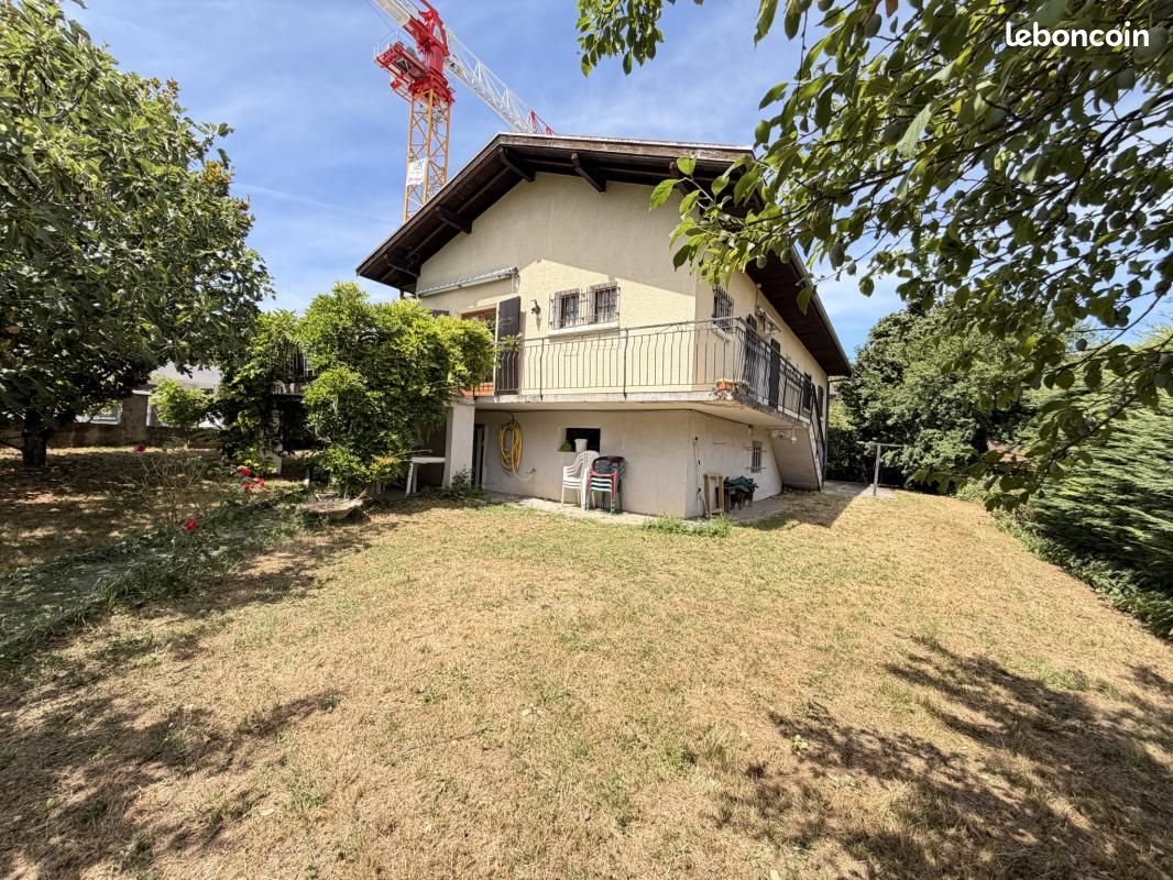 Maison à vendre, 162m², Vétraz-Monthoux
