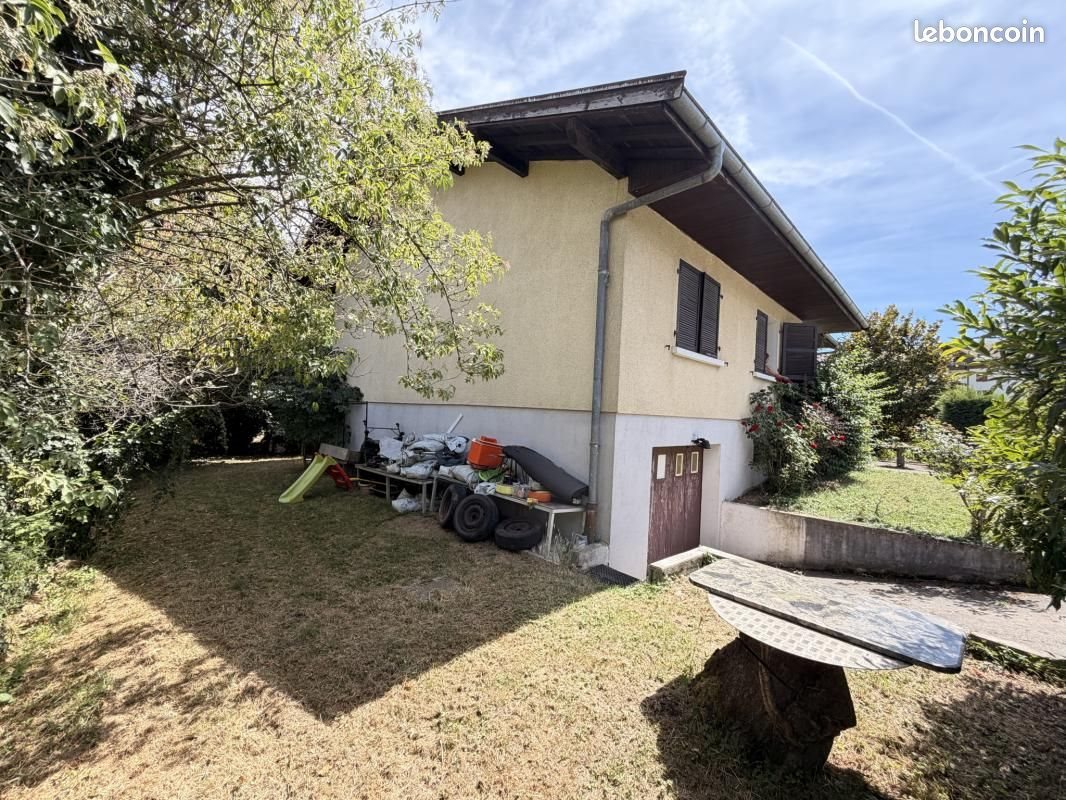 Maison à vendre, 162m², Vétraz-Monthoux