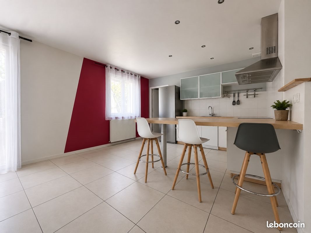 Maison à louer, 102m², Mur-sur-Allier