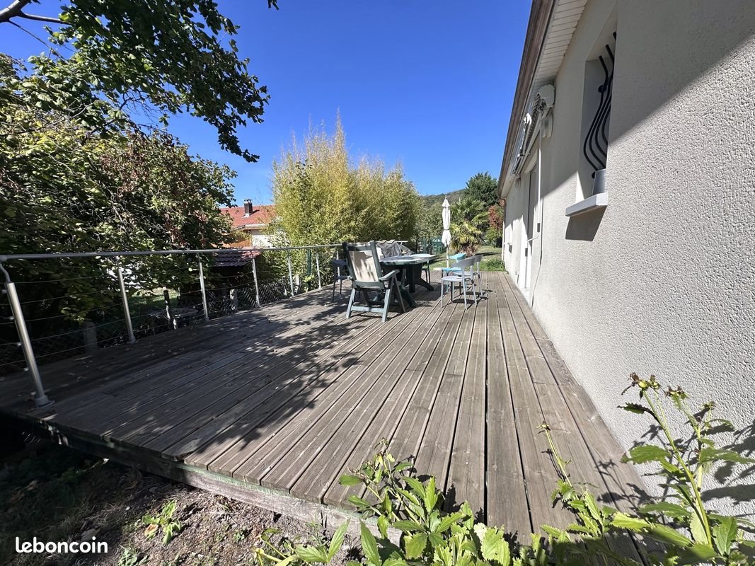 Maison à louer, 102m², Mur-sur-Allier