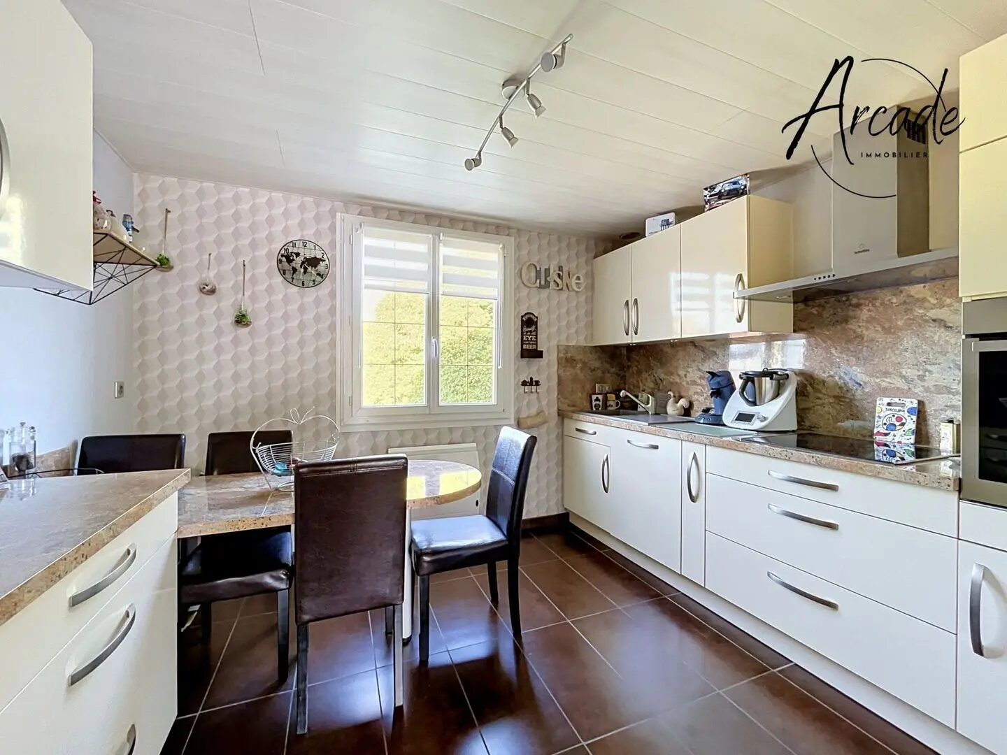 Maison à vendre, 125m², Saint-Laurent-de-Brèvedent
