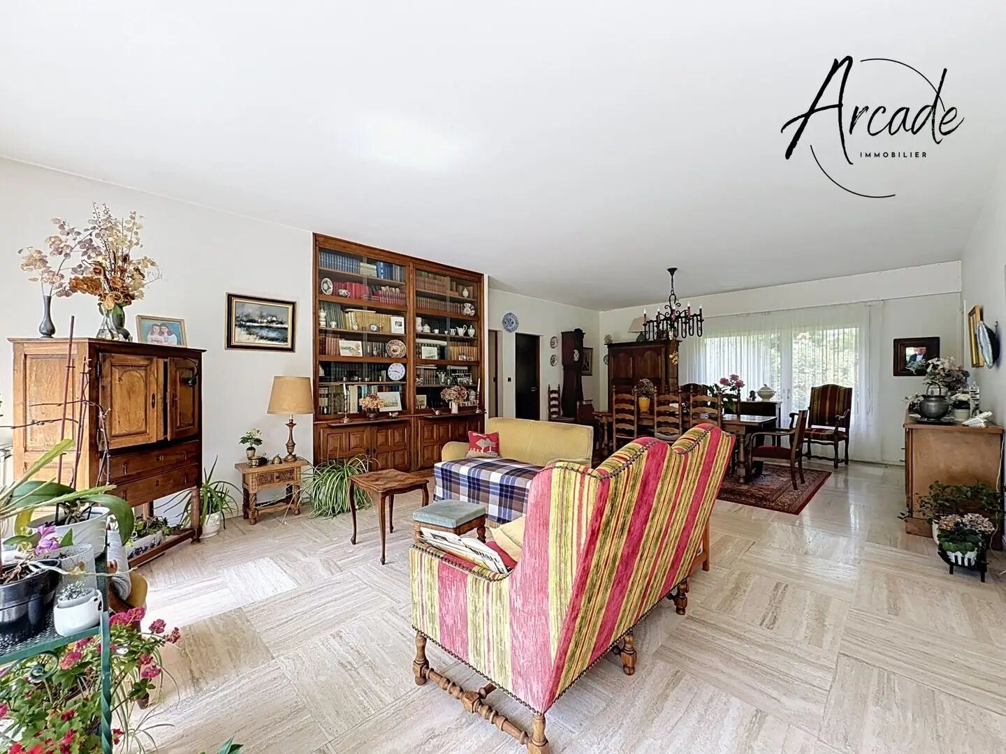 Maison à vendre, 243m², Saint-Martin-du-Manoir