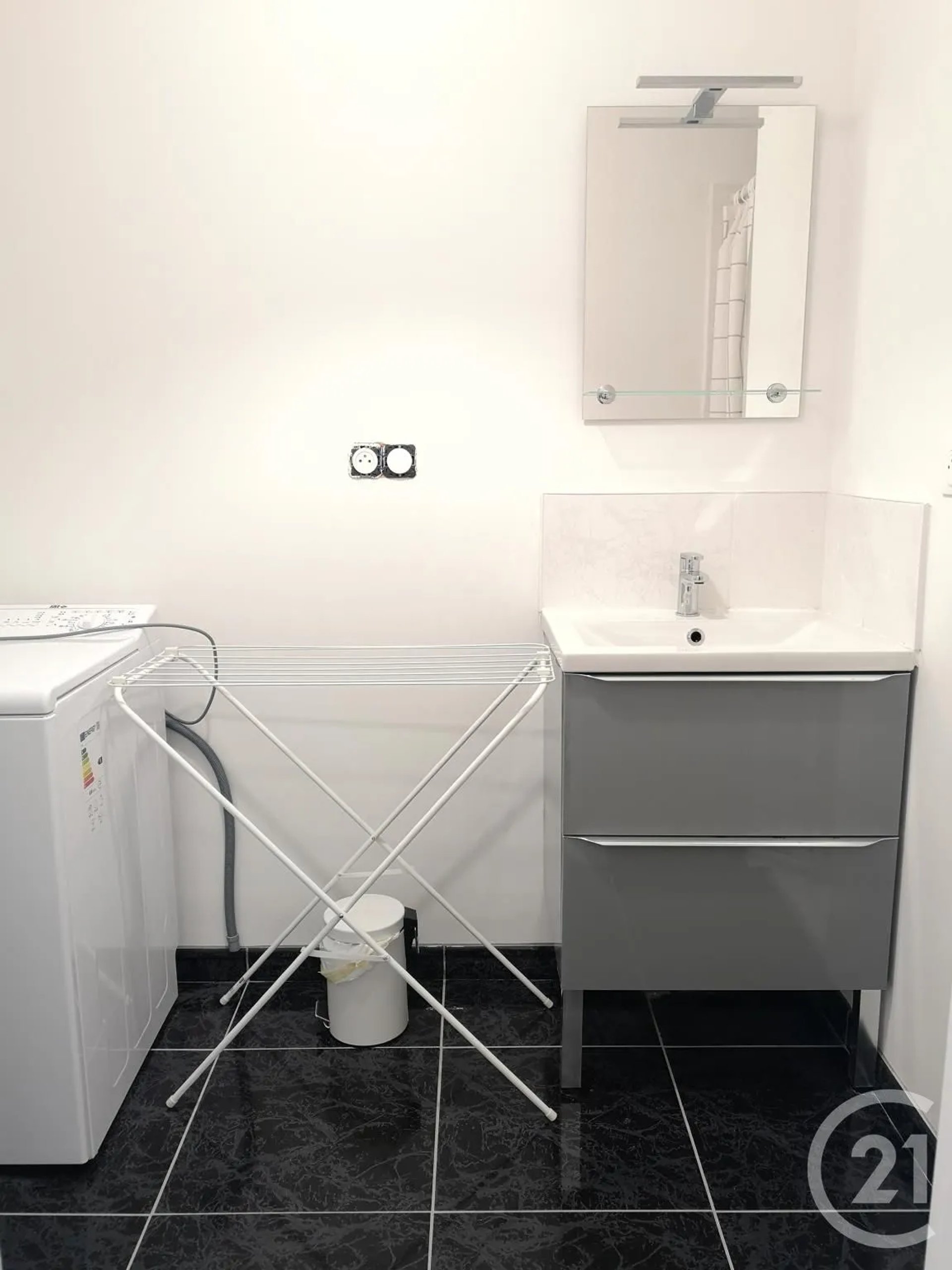 Appartement à louer, 33m², Pomérols