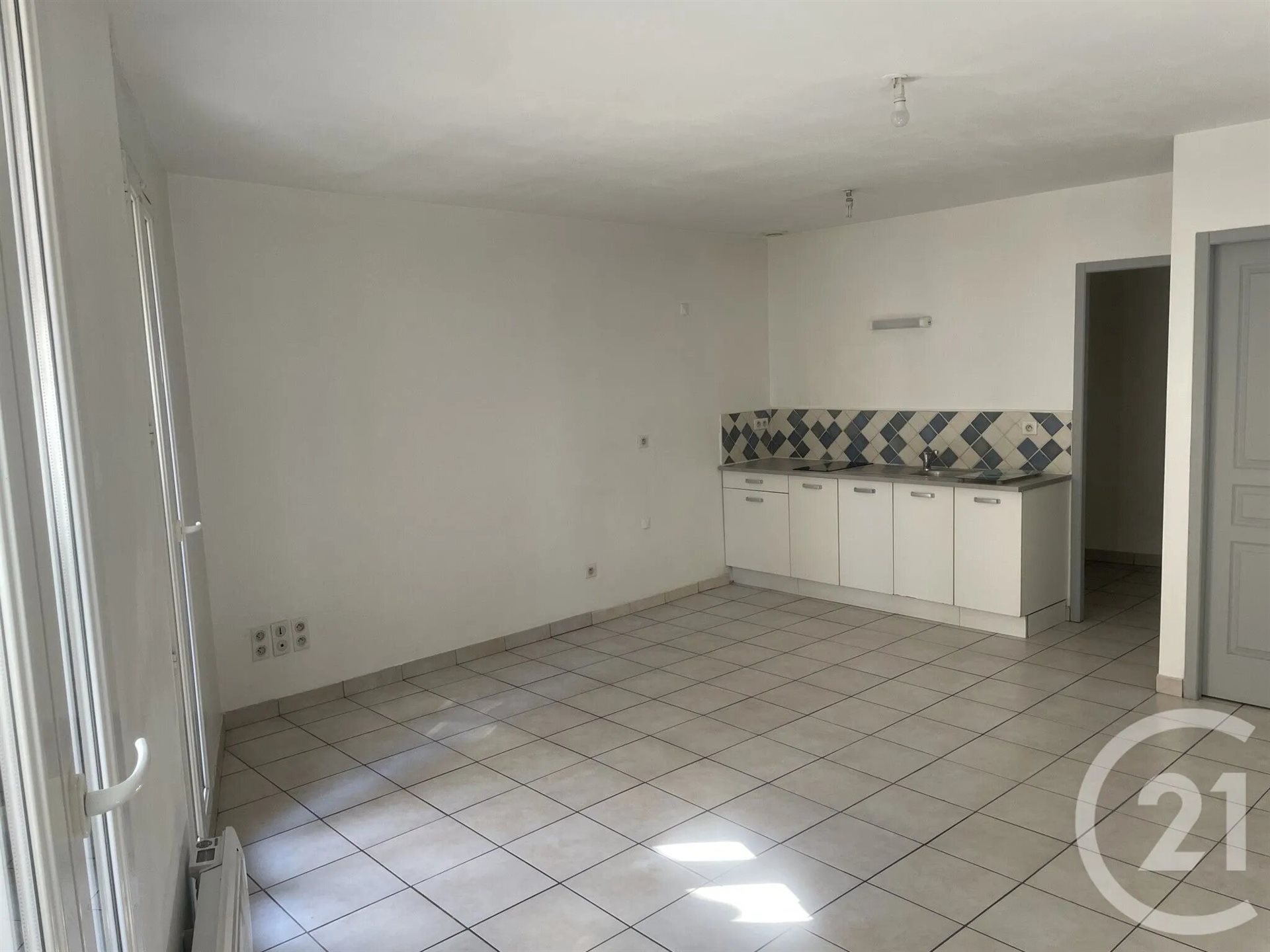 Appartement à louer, 53m², Florensac