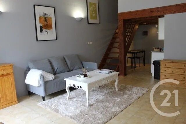 Maison à louer, 41m², Roujan