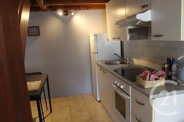 Maison à louer, 41m², Roujan