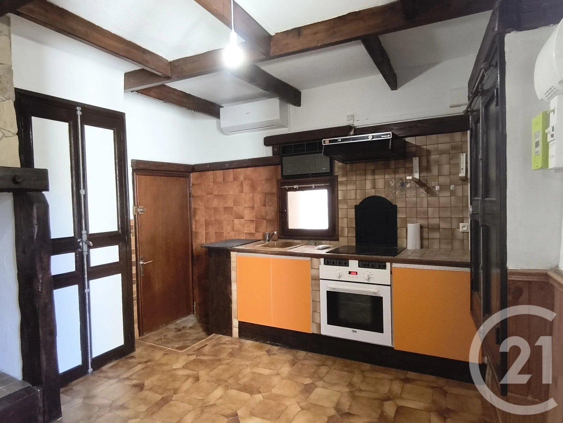 Appartement à louer, 41m², Roujan