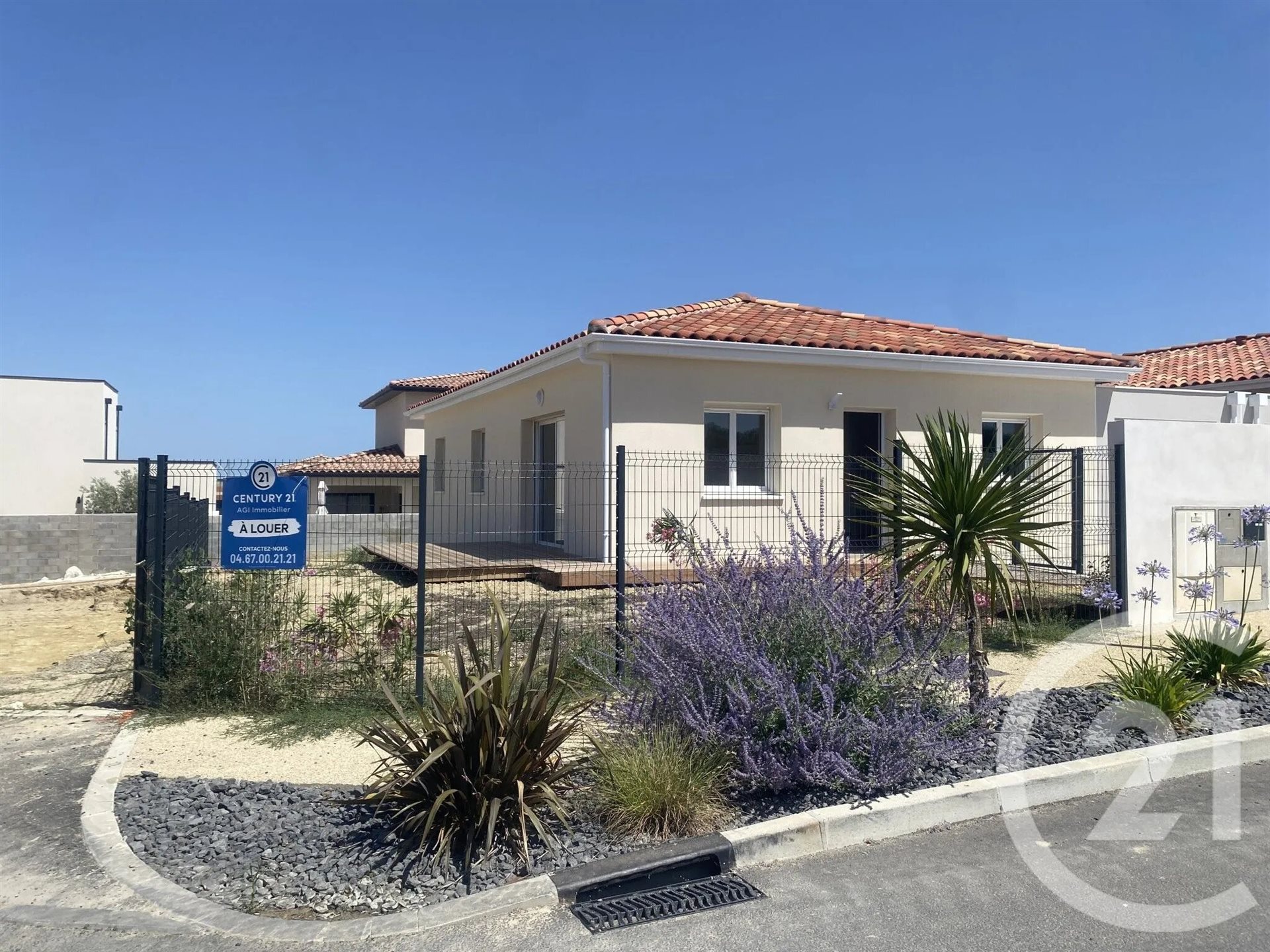 Maison à louer, 97m², Nézignan-l'Evêque