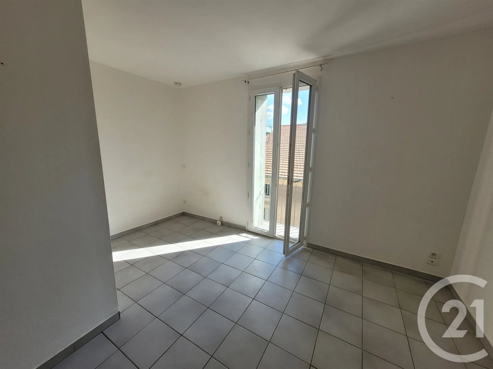 Appartement à louer, 18m², Clermont-l'Hérault