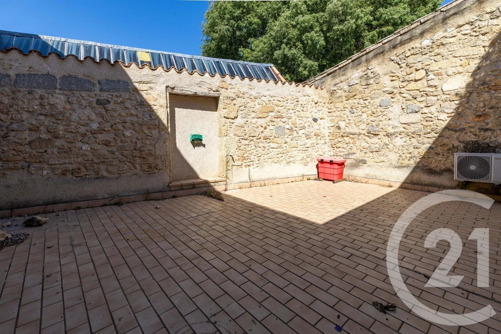 Appartement à vendre, 280m², Montagnac