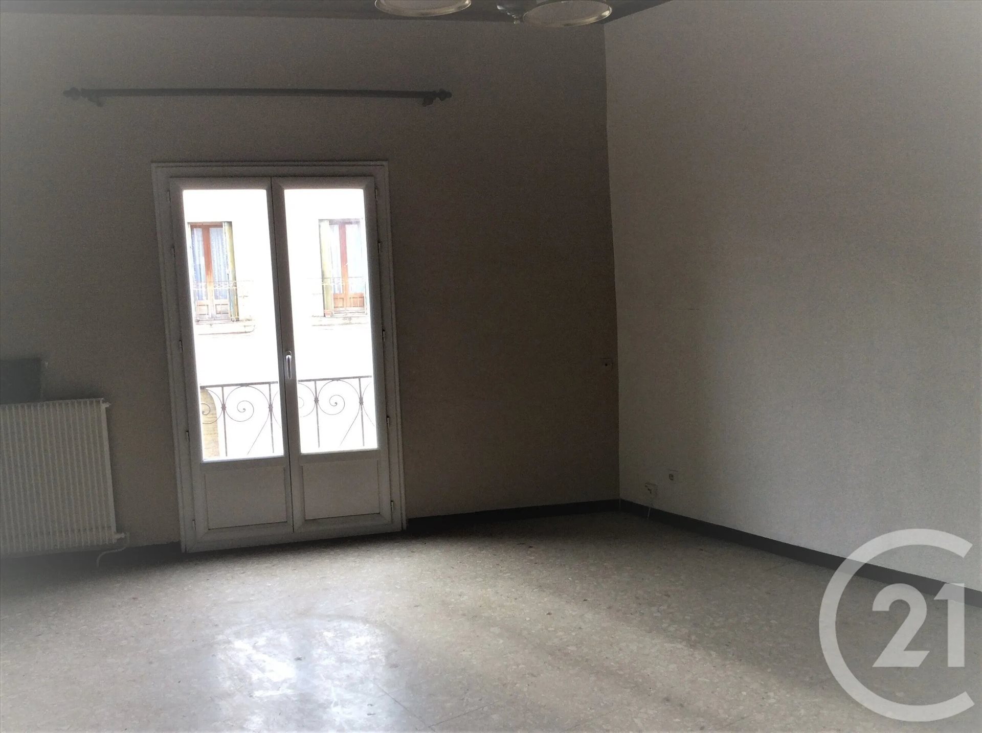 Maison à louer, 76m², Montagnac