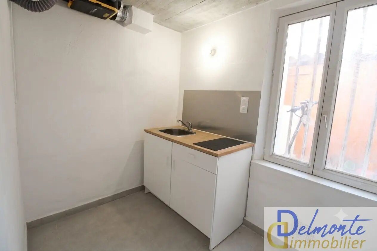 Appartement à louer, 20m², La Seyne-sur-Mer