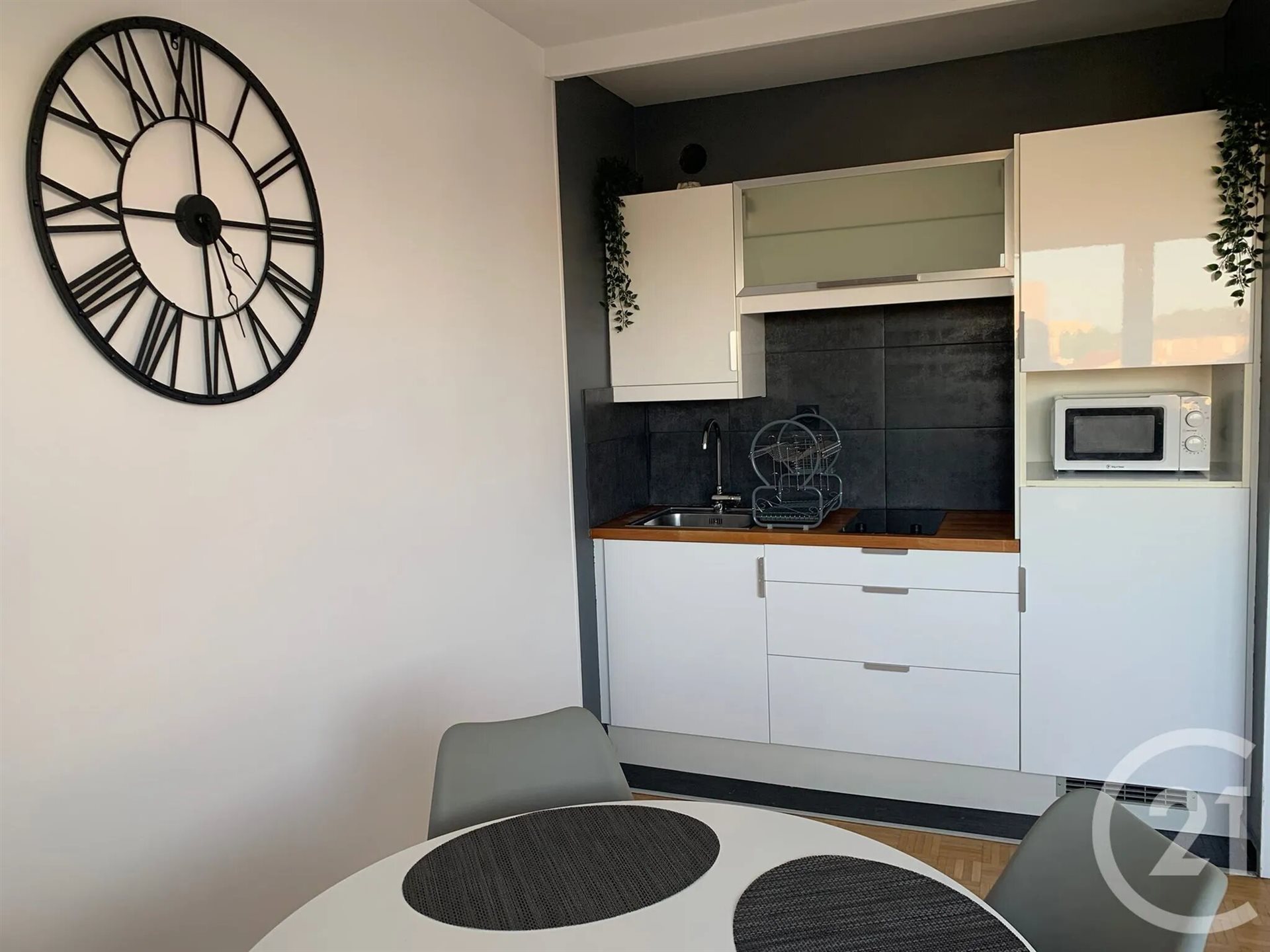 Appartement à louer, 26m², Tours