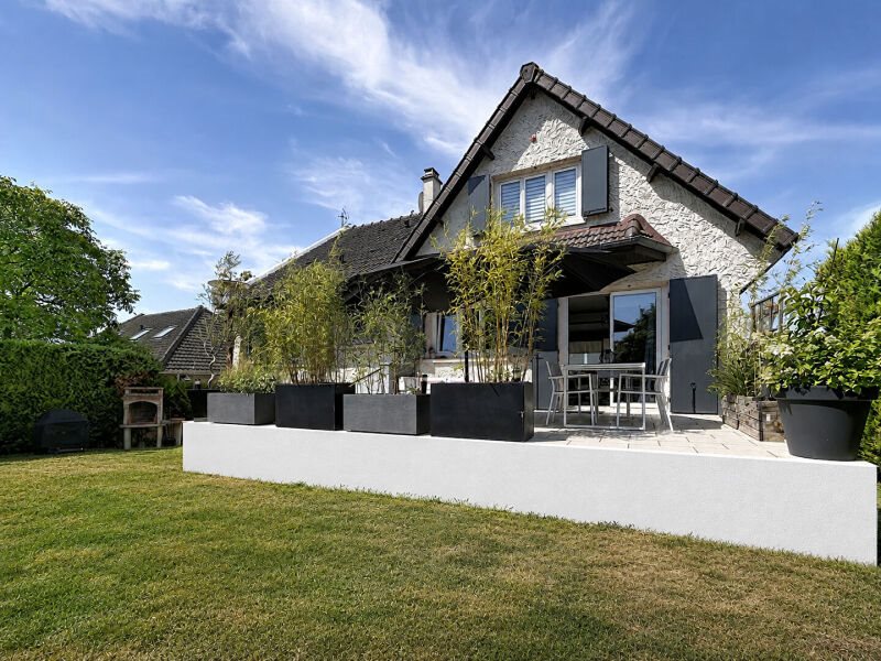 Maison à vendre, 157m², Beynes