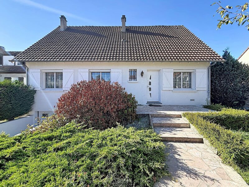Maison à vendre, 137m², Neauphle-le-Château
