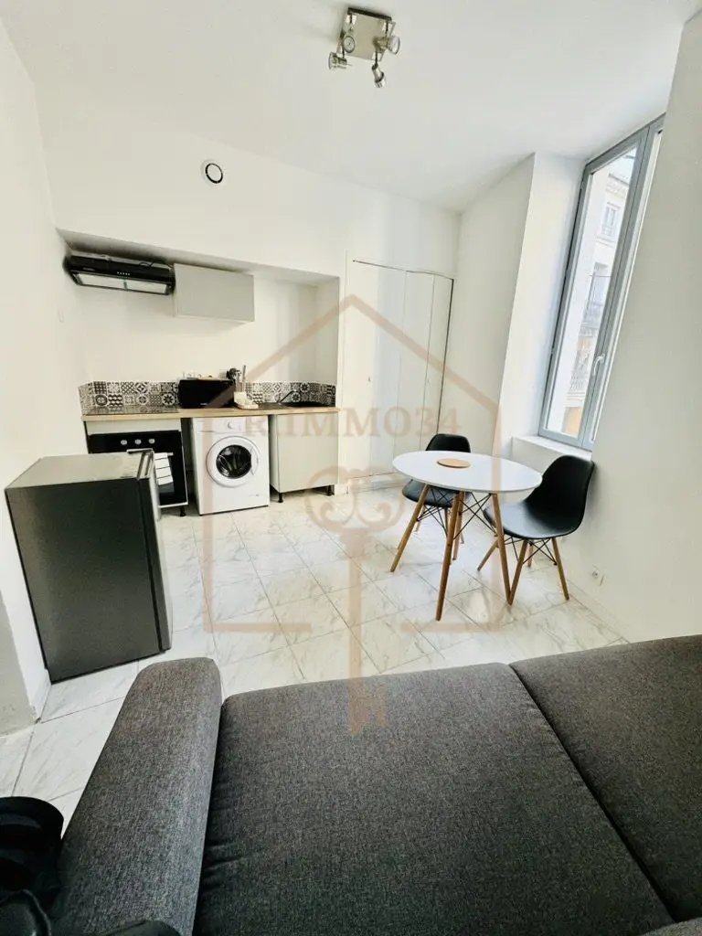 Appartement à louer, 17m², Béziers