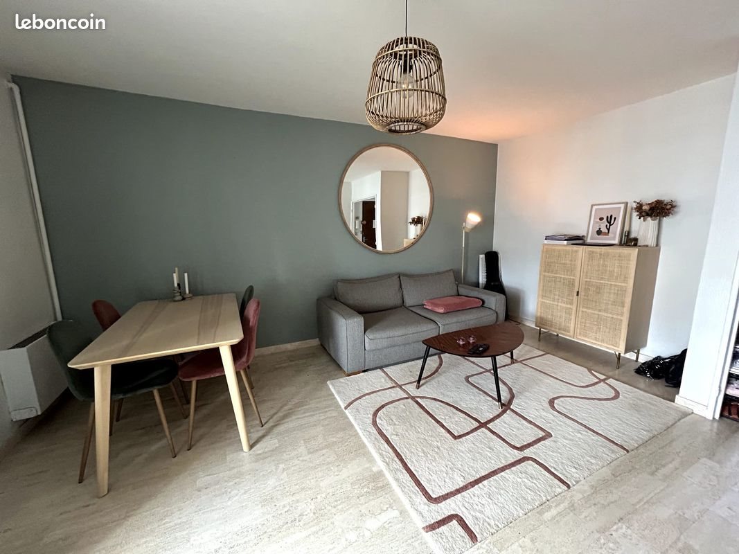 Appartement à louer, 47m², Toulon