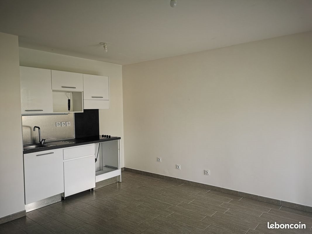 Appartement à louer, 39m², La Londe-les-Maures