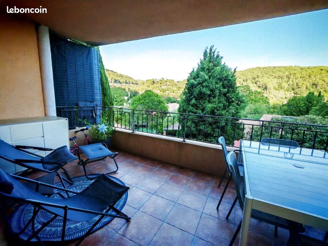Appartement à vendre, 61m², Solliès-Toucas