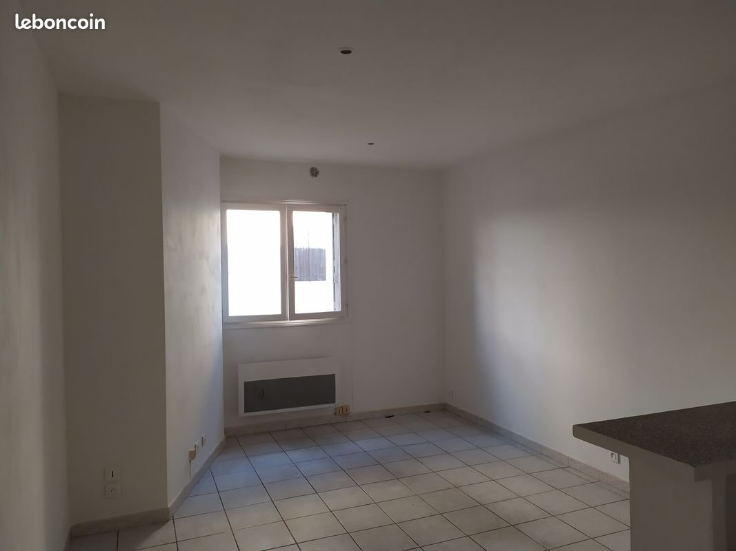 Appartement à louer, 23m², La Londe-les-Maures