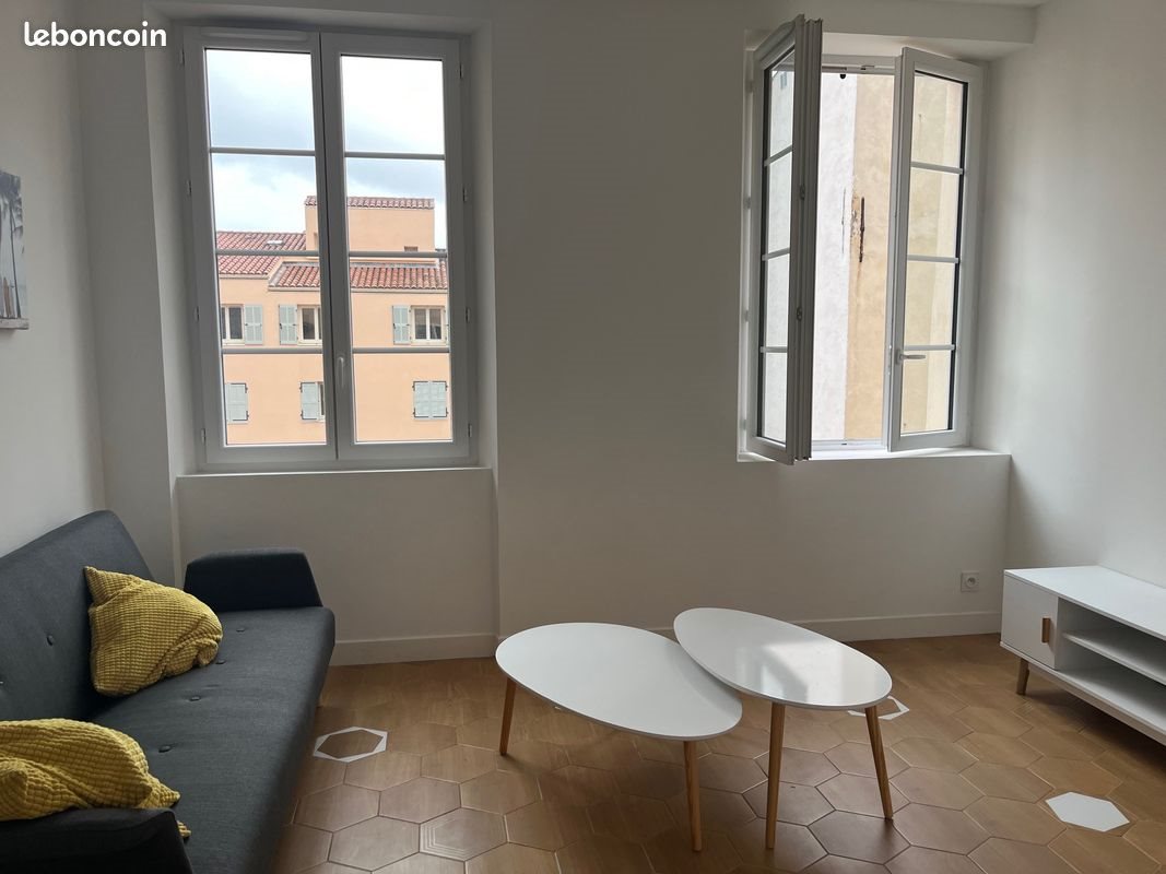Appartement à louer, 35m², Toulon