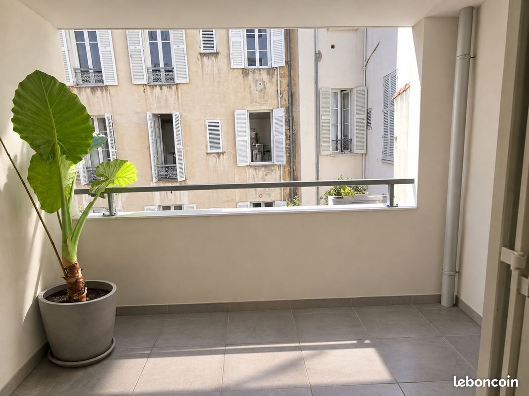 Appartement à louer, 57m², Toulon