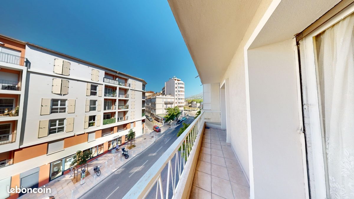 Appartement à vendre, 77m², Toulon