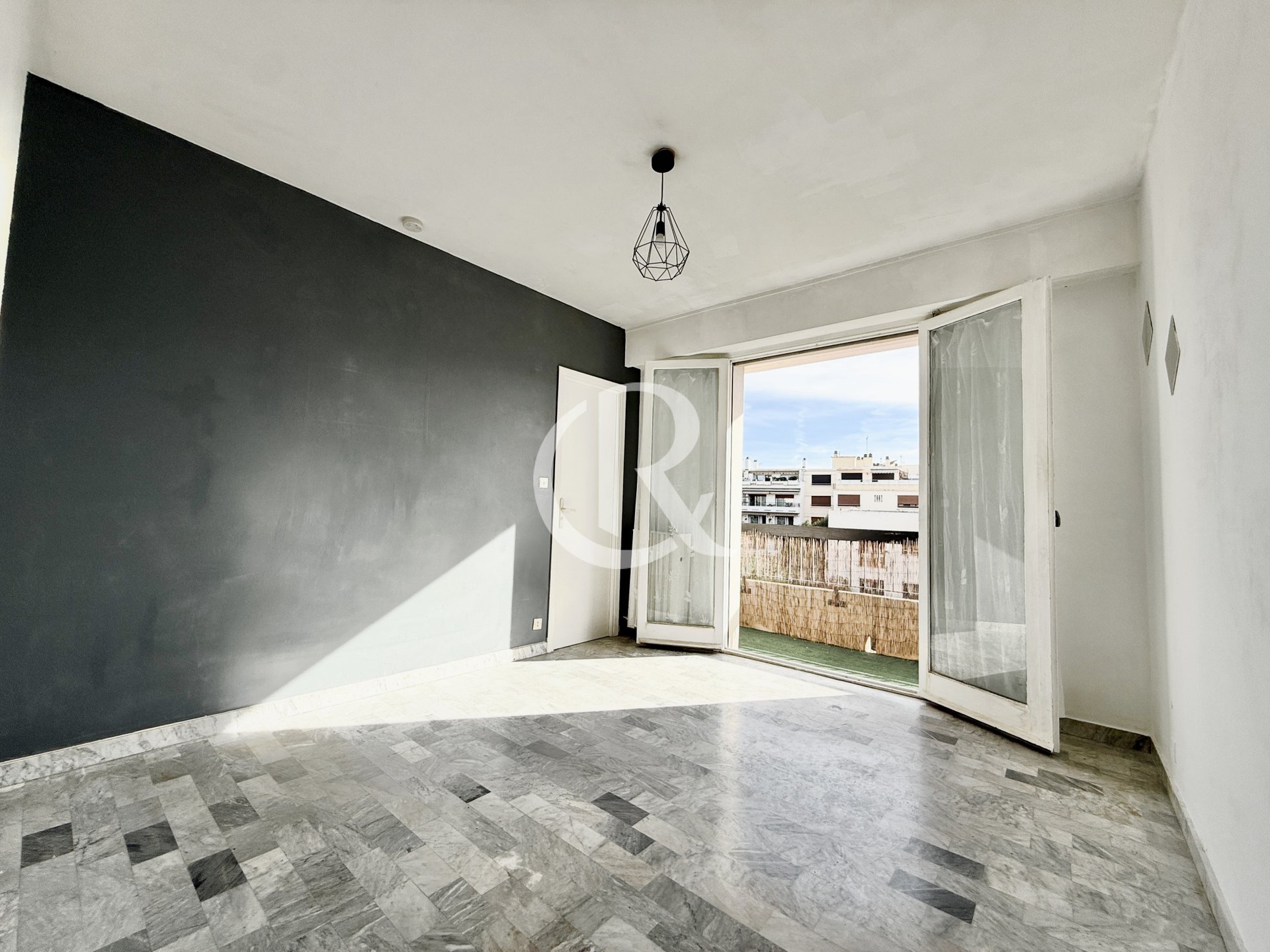 Appartement à vendre, 16m², Hyères