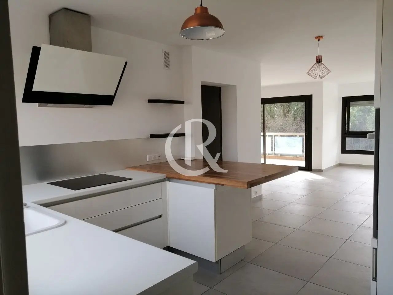 Appartement à louer, 84m², Hyères