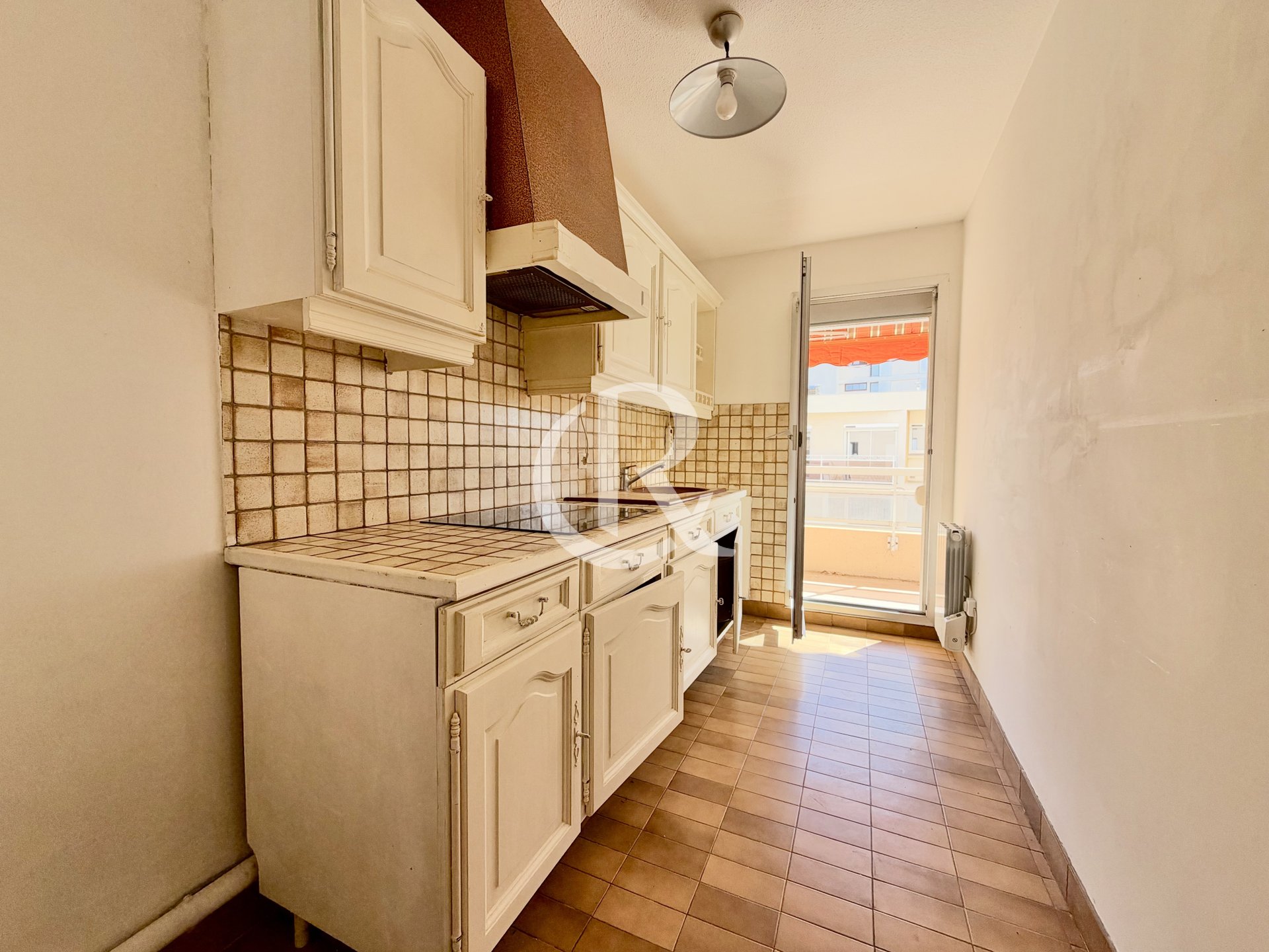 Appartement à vendre, 61m², Hyères