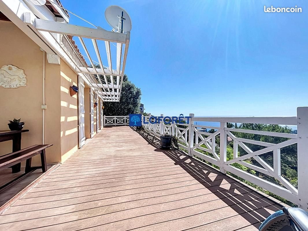 Maison à vendre, 119m², Carqueiranne