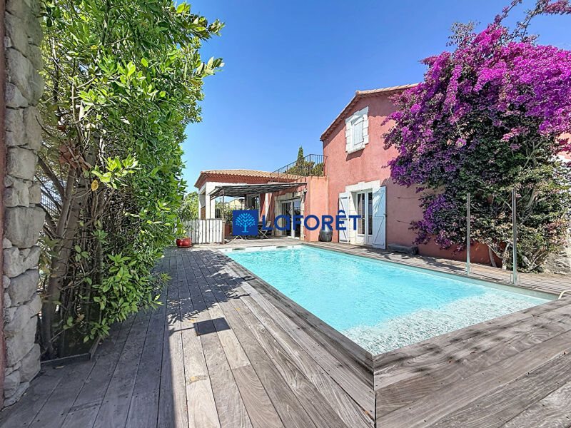 Maison à vendre, 168m², Carqueiranne