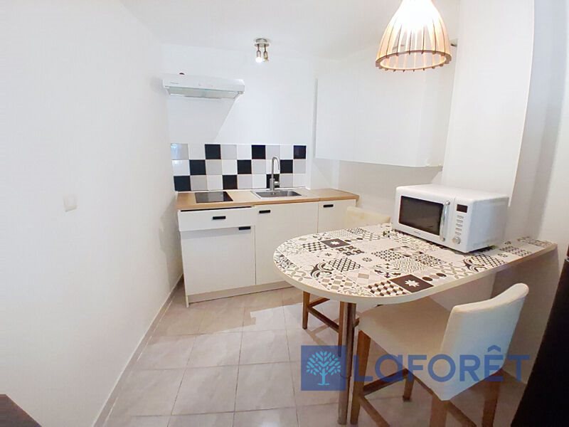 Appartement à louer, 24m², La Garde