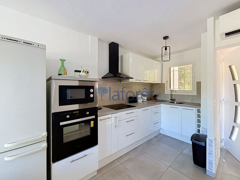 Maison à louer, 57m², Carqueiranne