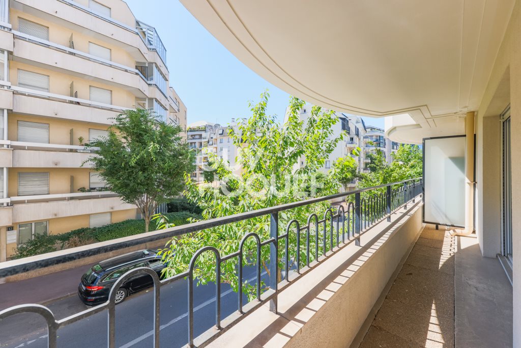 Appartement à vendre, 67m², Issy-les-Moulineaux