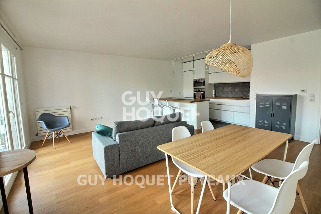 Appartement à louer, 70m², Puteaux
