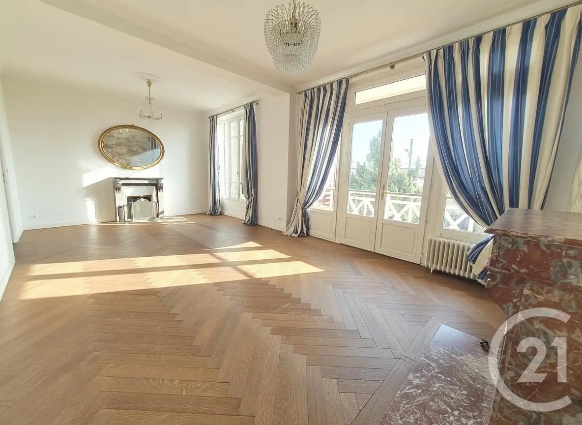 Maison à vendre, 143m², Parmain