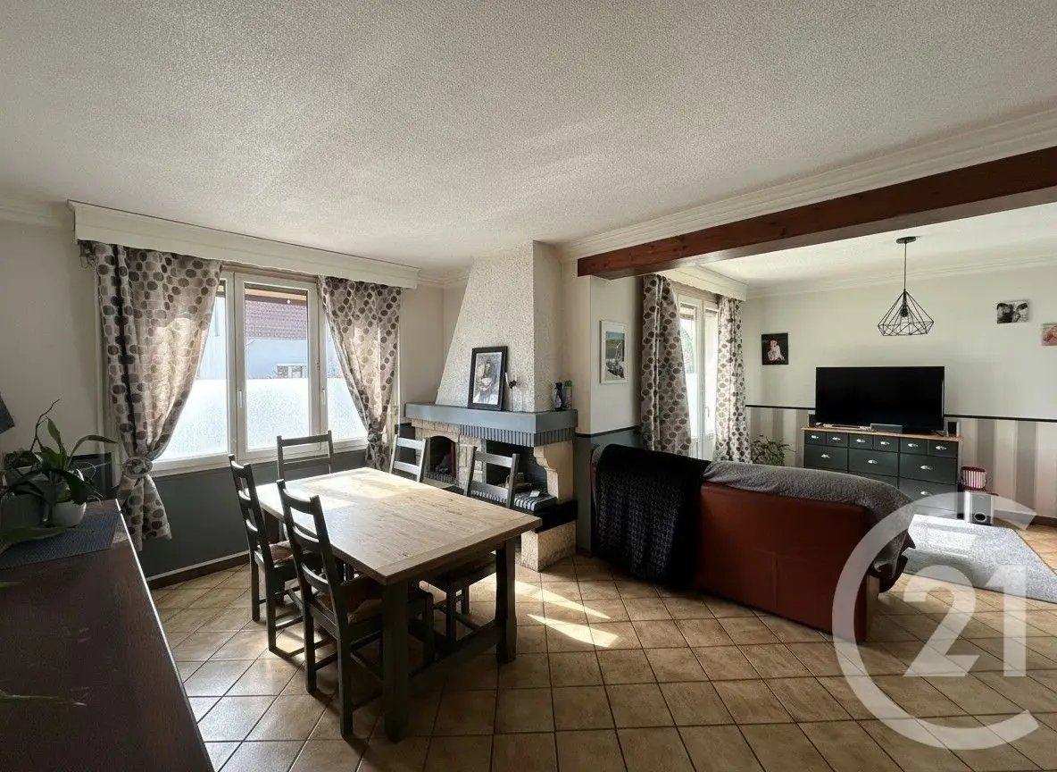 Maison à vendre, 81m², Mours