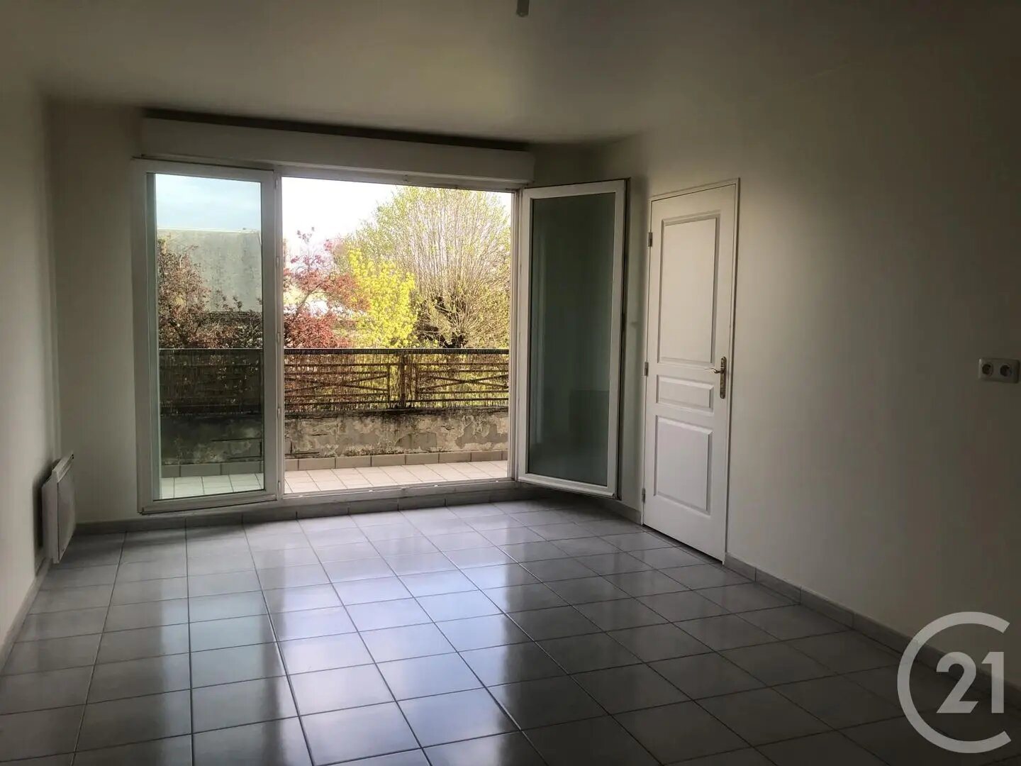 Appartement à louer, 48m², Beaumont-sur-Oise