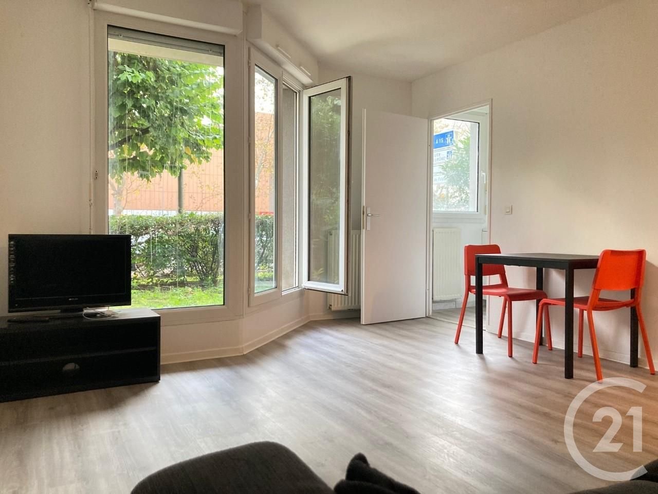 Appartement à louer, 25m², Cergy