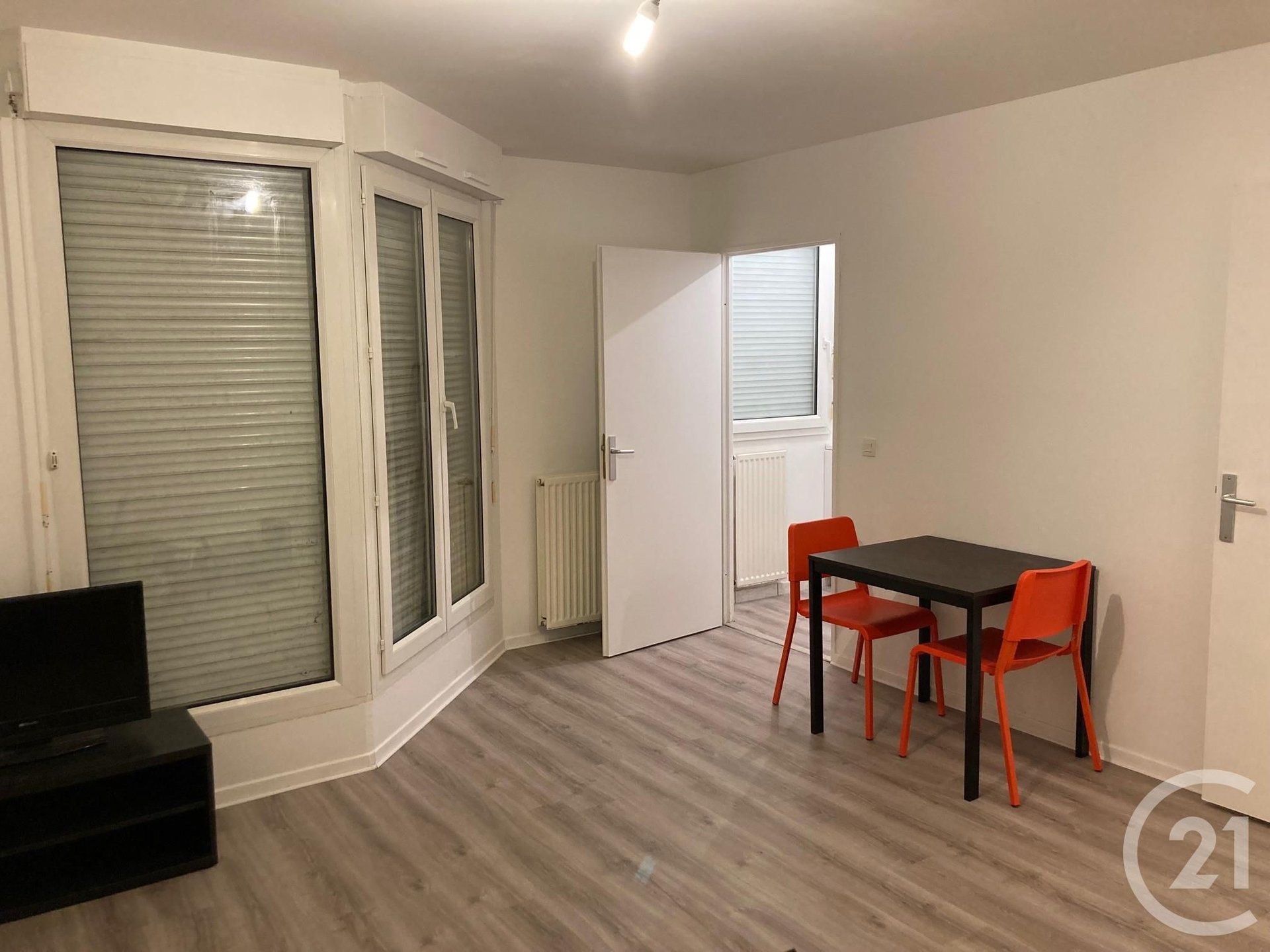 Appartement à louer, 25m², Cergy