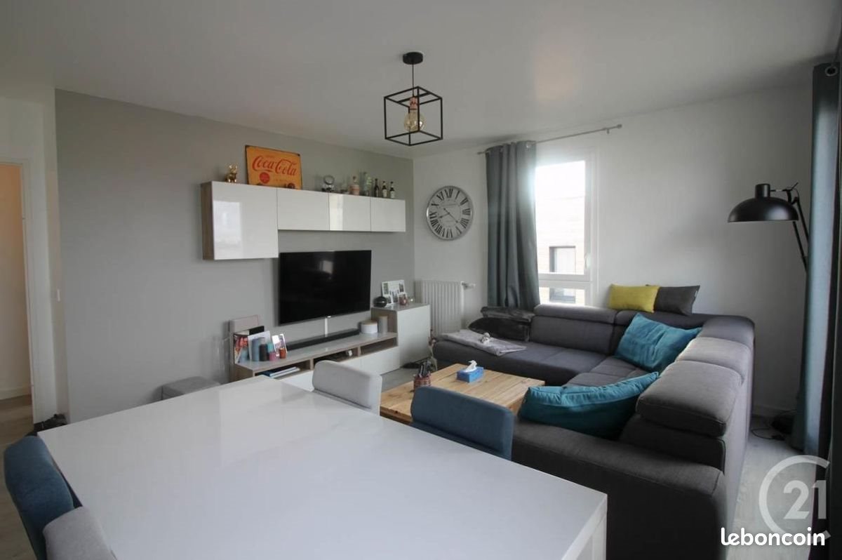 Appartement à louer, 59m², Cergy