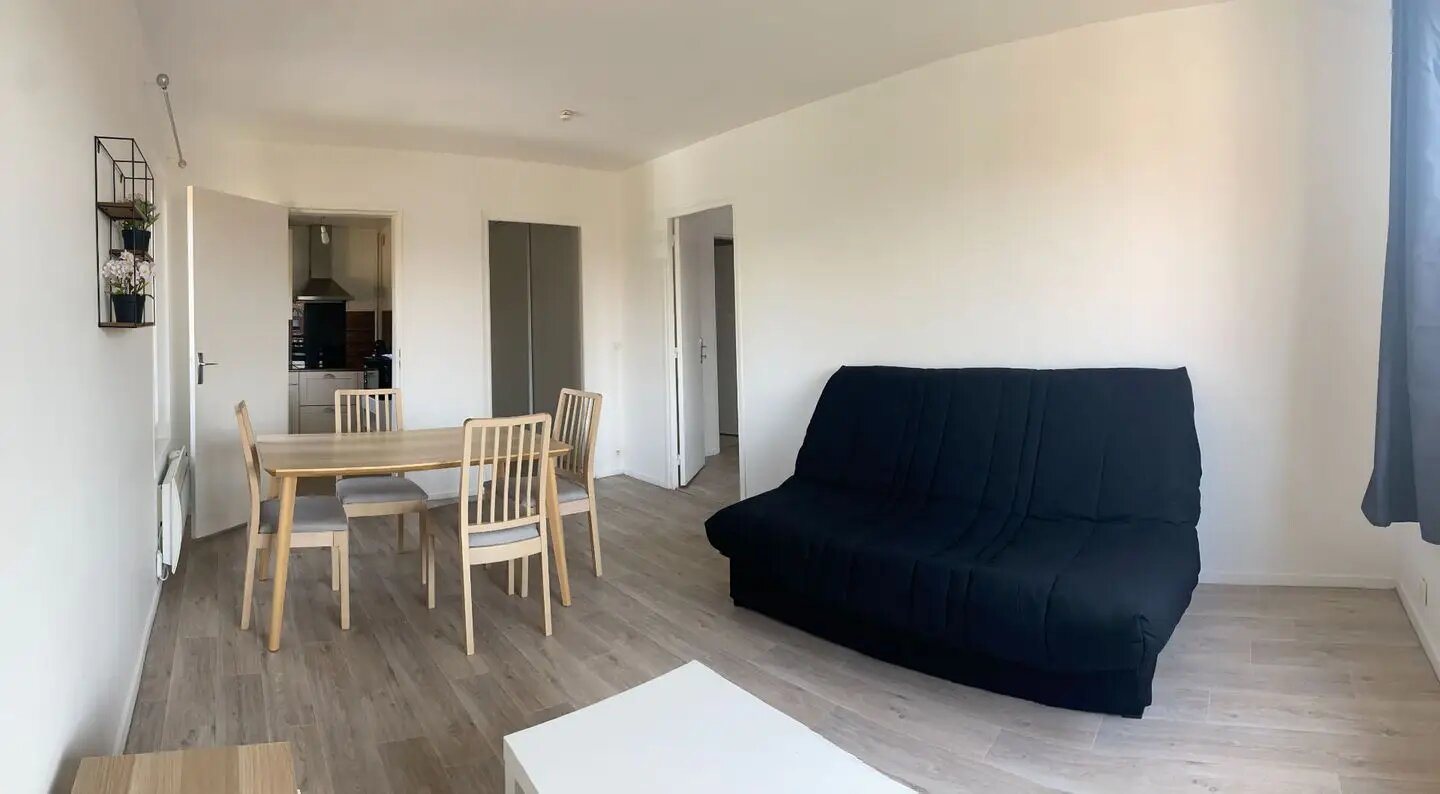 Appartement à louer, 43m², Cergy