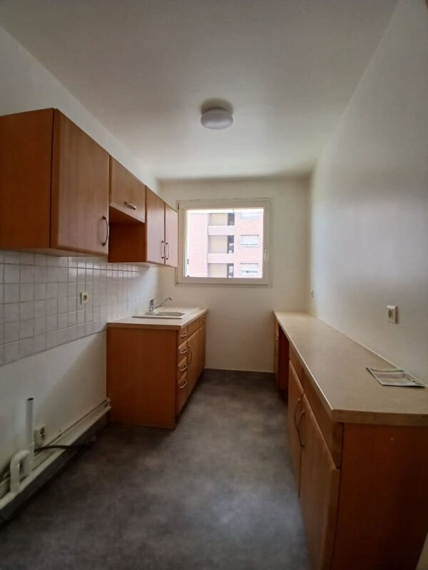 Appartement à louer, 45m², Cergy