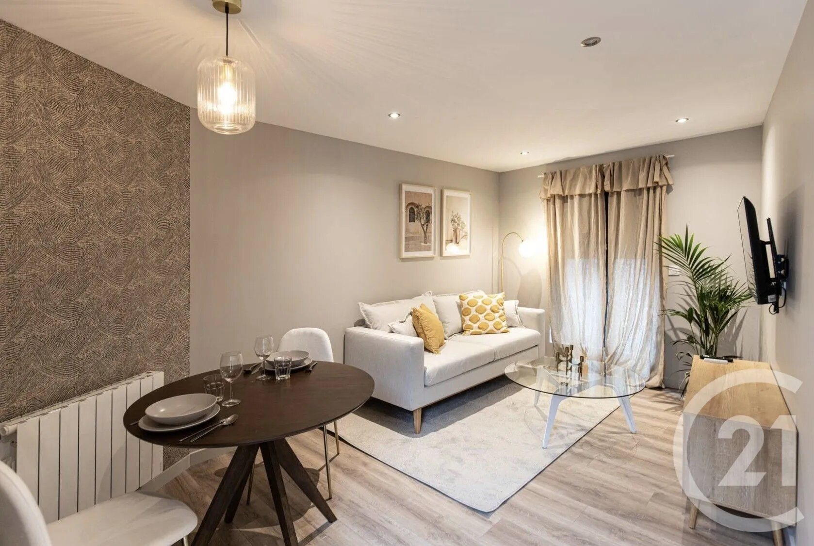 Appartement à louer, 26m², Saint-Etienne