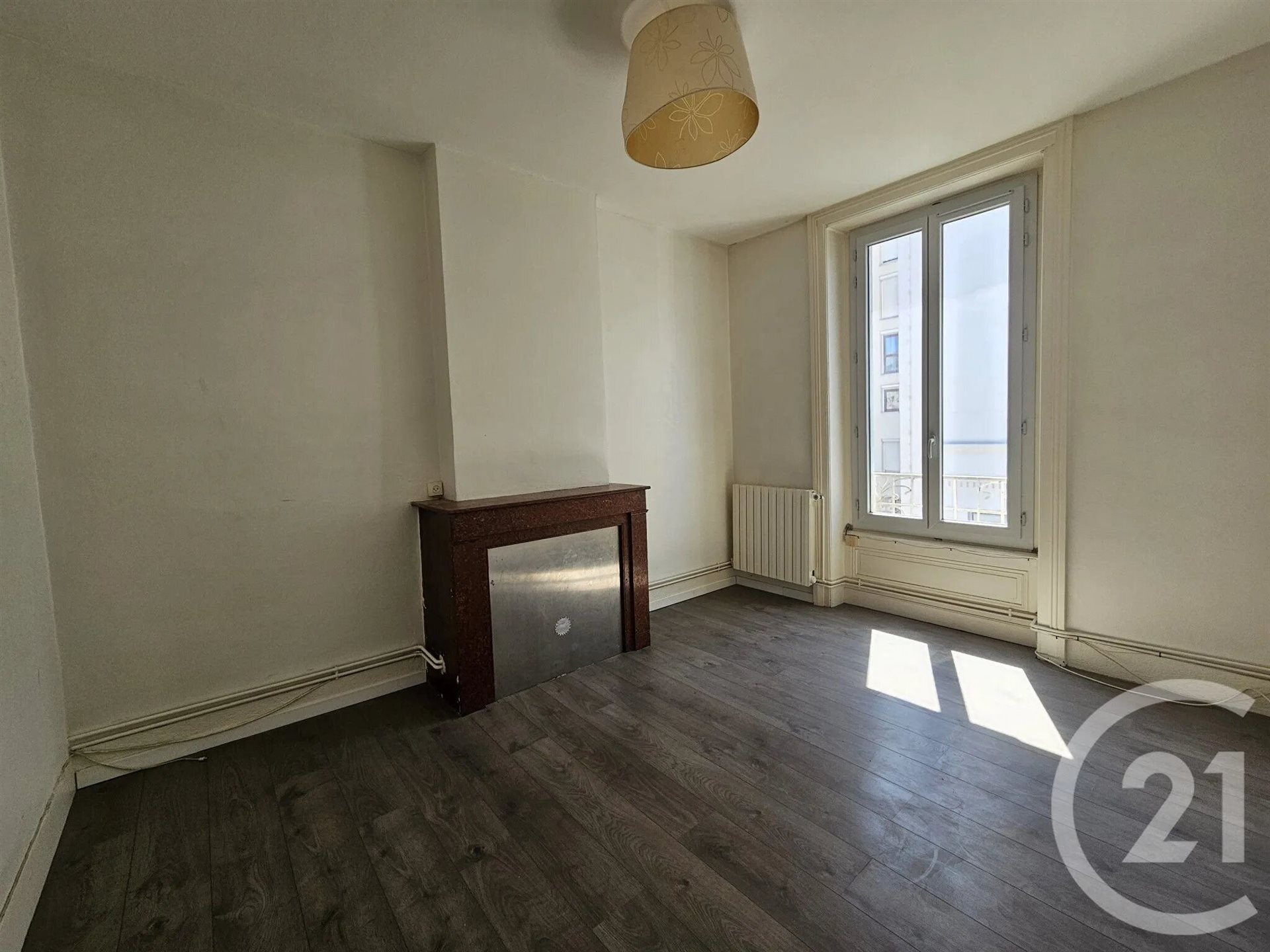 Appartement à louer, 47m², Saint-Etienne