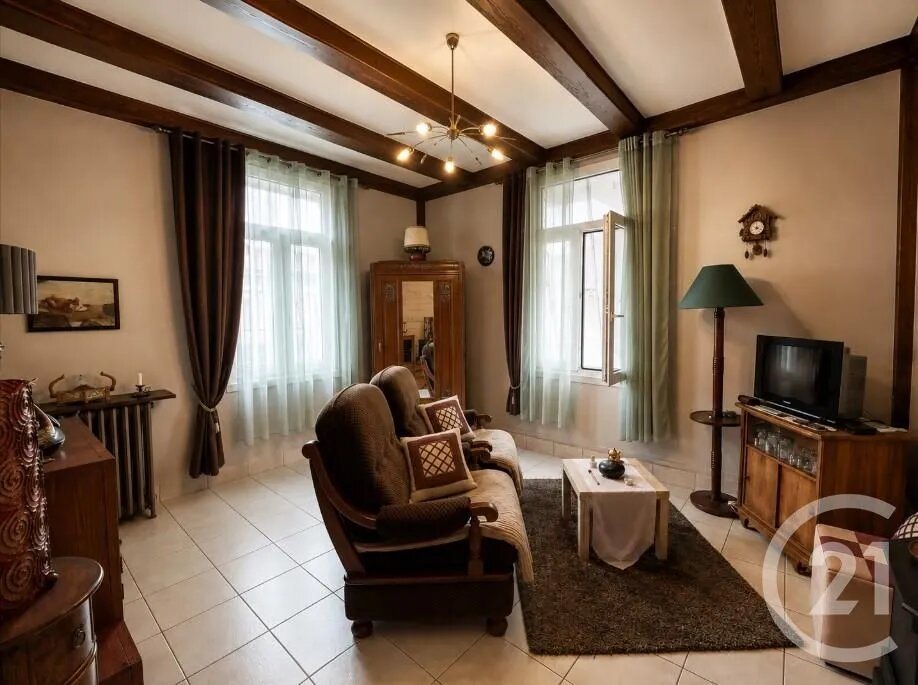 Maison à vendre, 129m², L'Etrat