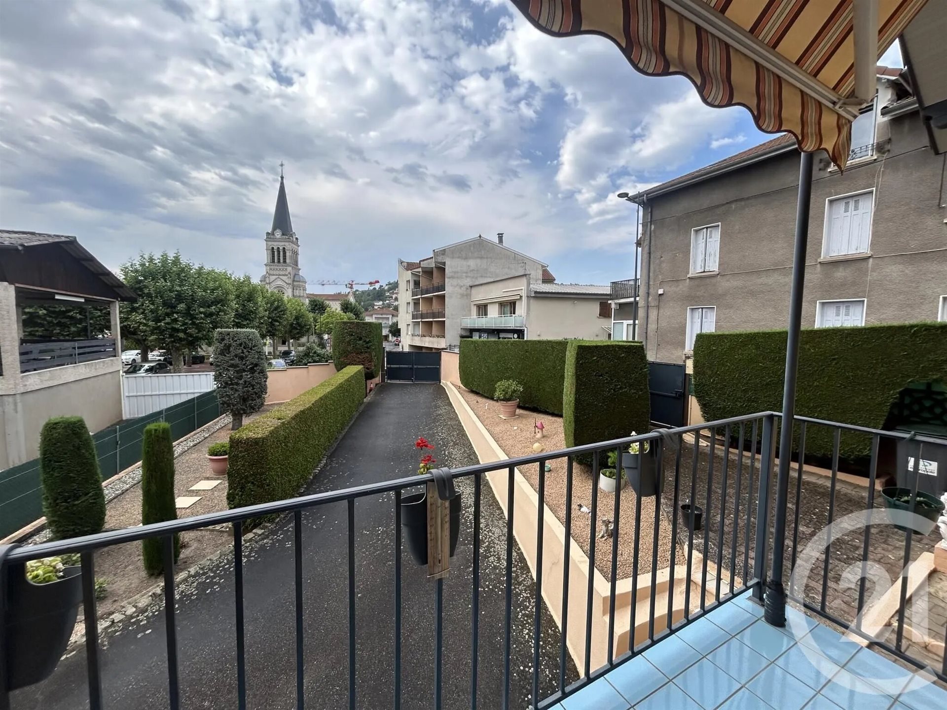 Maison à vendre, 129m², L'Etrat
