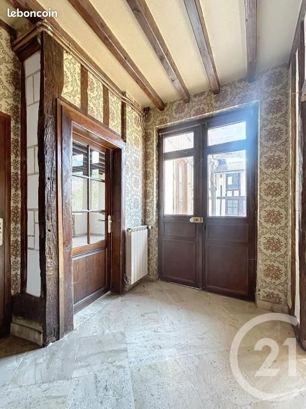 Maison à vendre, 302m², Saint-Amand-sur-Fion