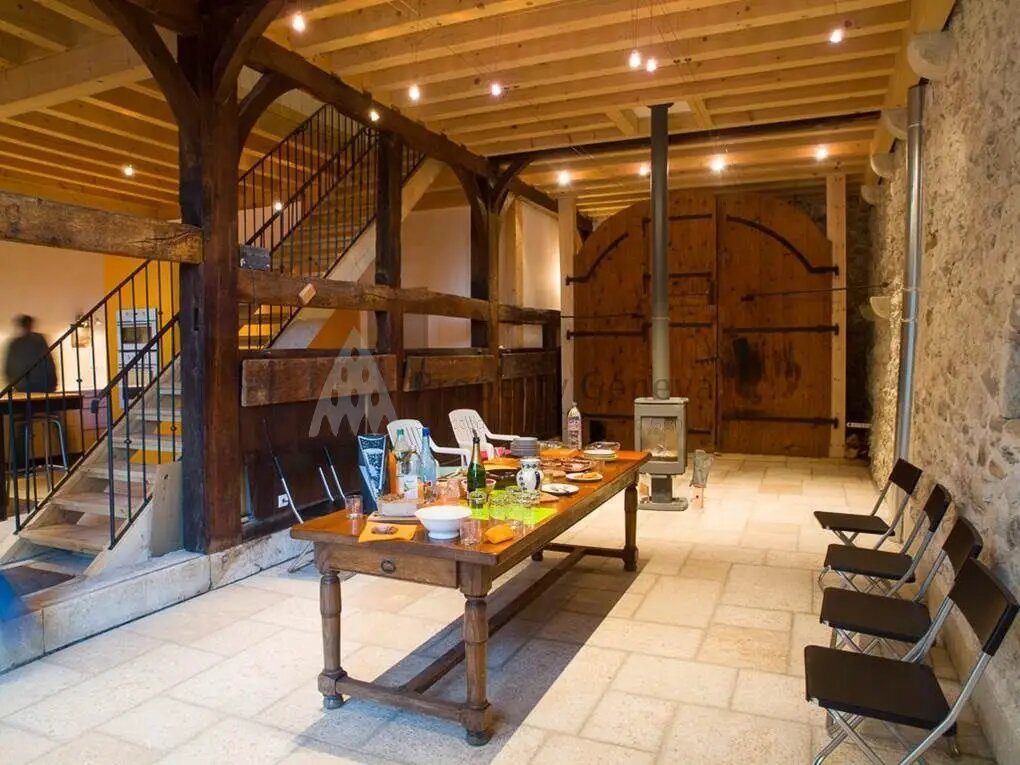 Maison à louer, 233m², Thoiry